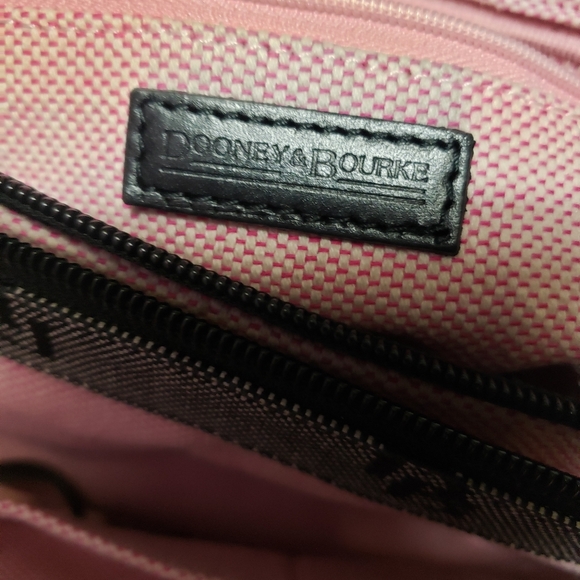 DOONEY & BOURKE Signature DB Tote - Picture 8 of 10